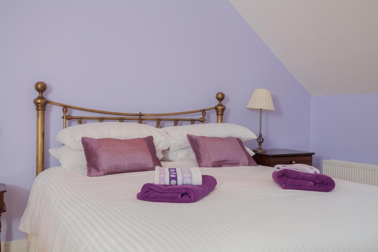 Beautiful Mountain Views & Private Hot Tub Villa Kilcoo Kültér fotó